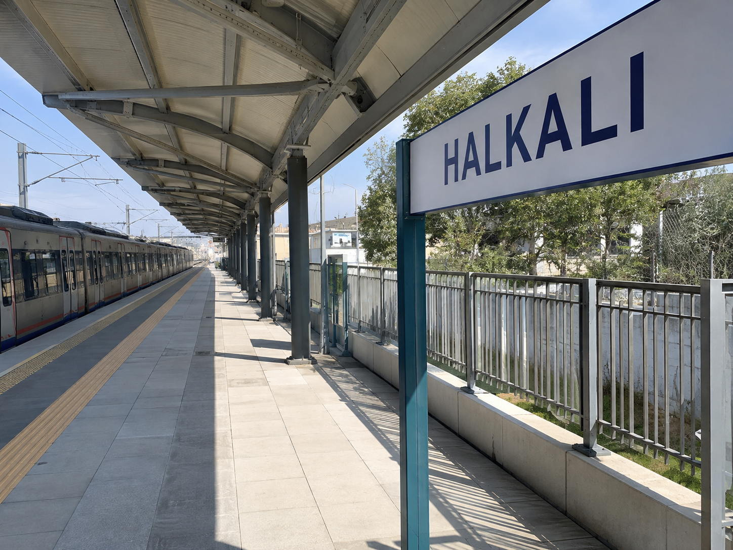 Halkalı Marmaray peronu